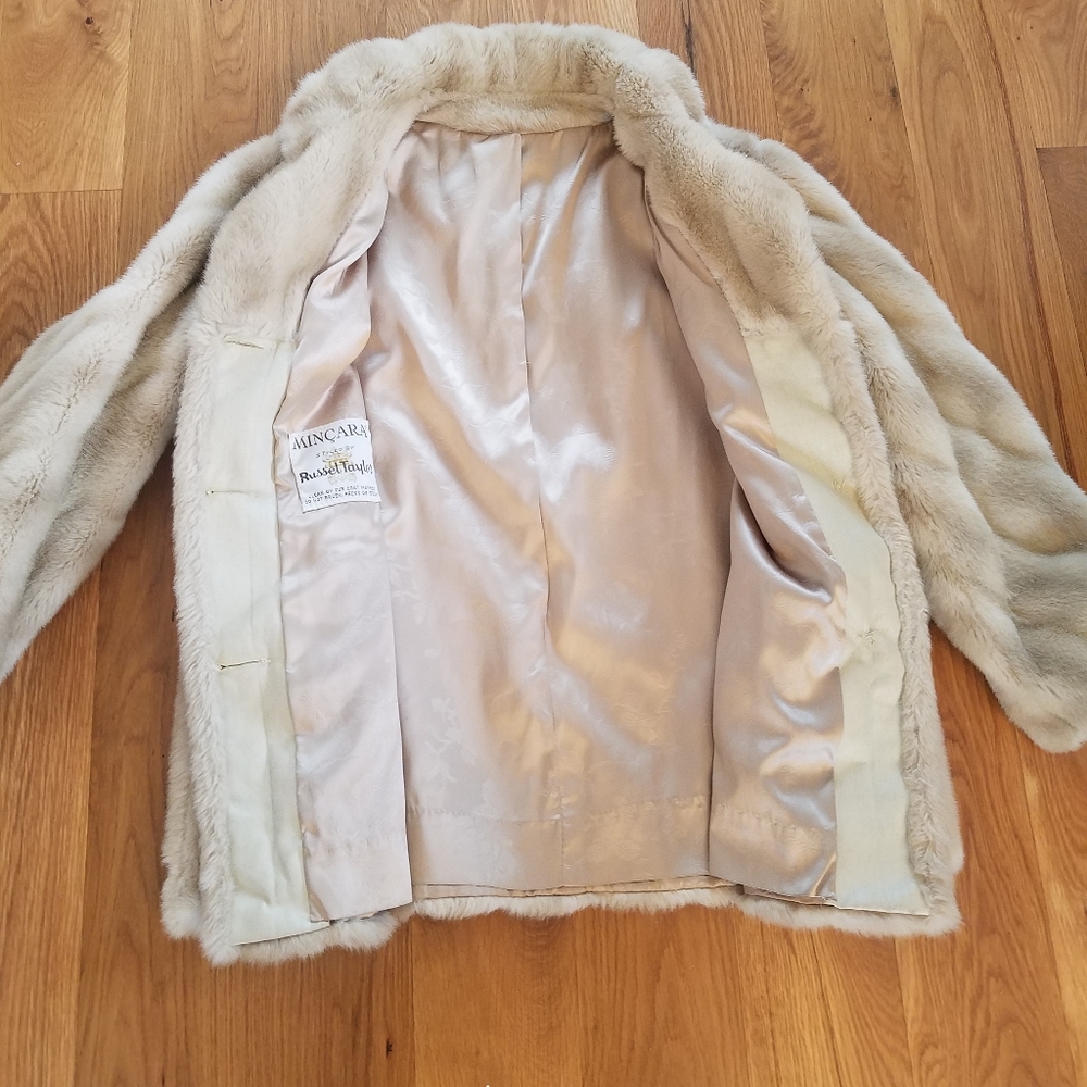 Chic Cream Teddy Jacket - Picture 5 of 6